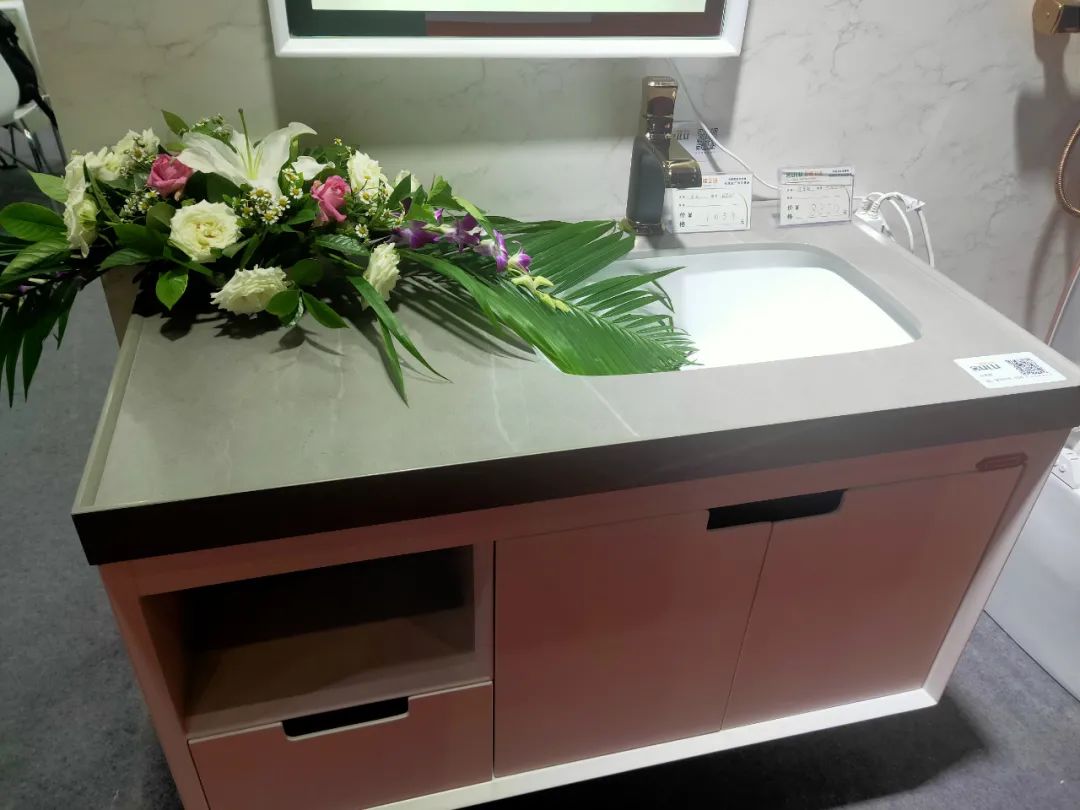 高定風(fēng)口下，巖板是否會成為瓷磚行業(yè)進(jìn)軍定制家居產(chǎn)業(yè)的“殺手锏”？(圖11)